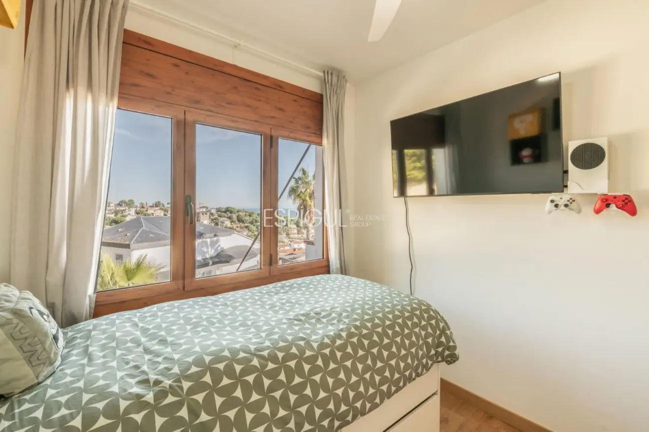 Exklusiver Aussichtspunkt in Arenys de Mar: Licht, Meer und Privatsphäre.