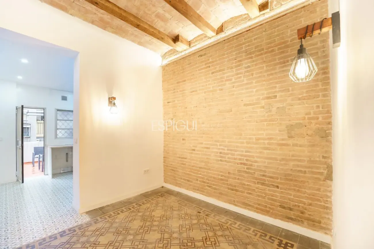 Pis en venda amb terrassa a la Sagrada Família