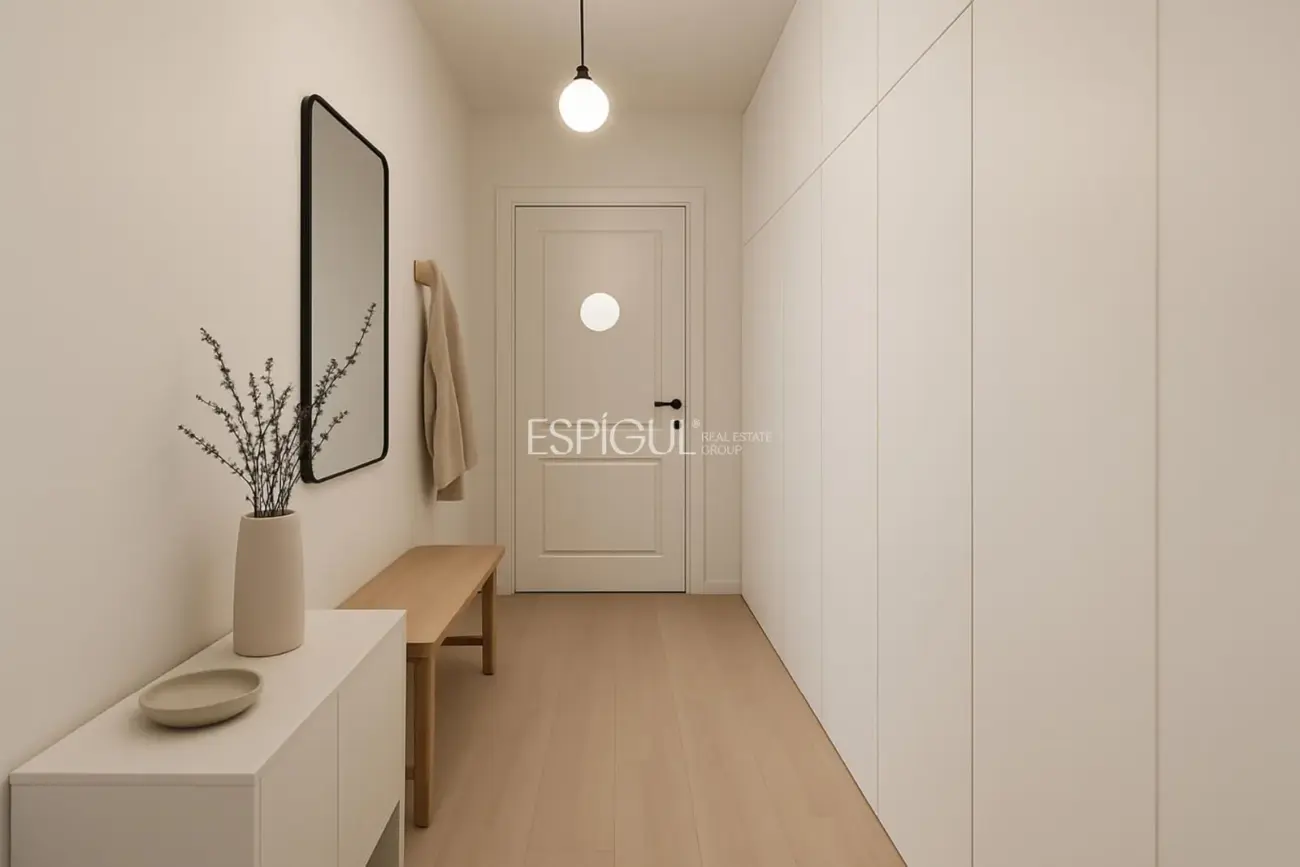 Apartment for Sale in Plaça Independència