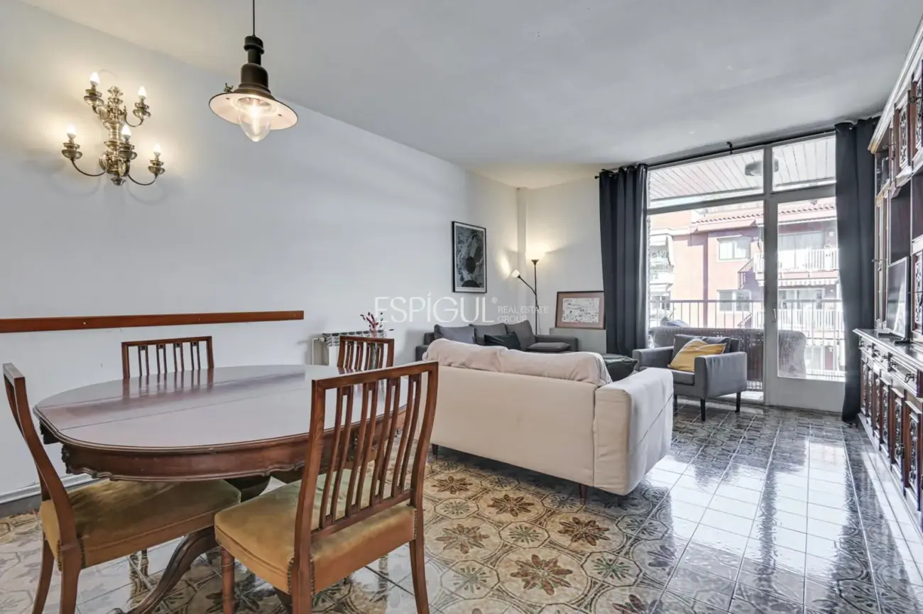 Piso en venta en Sants