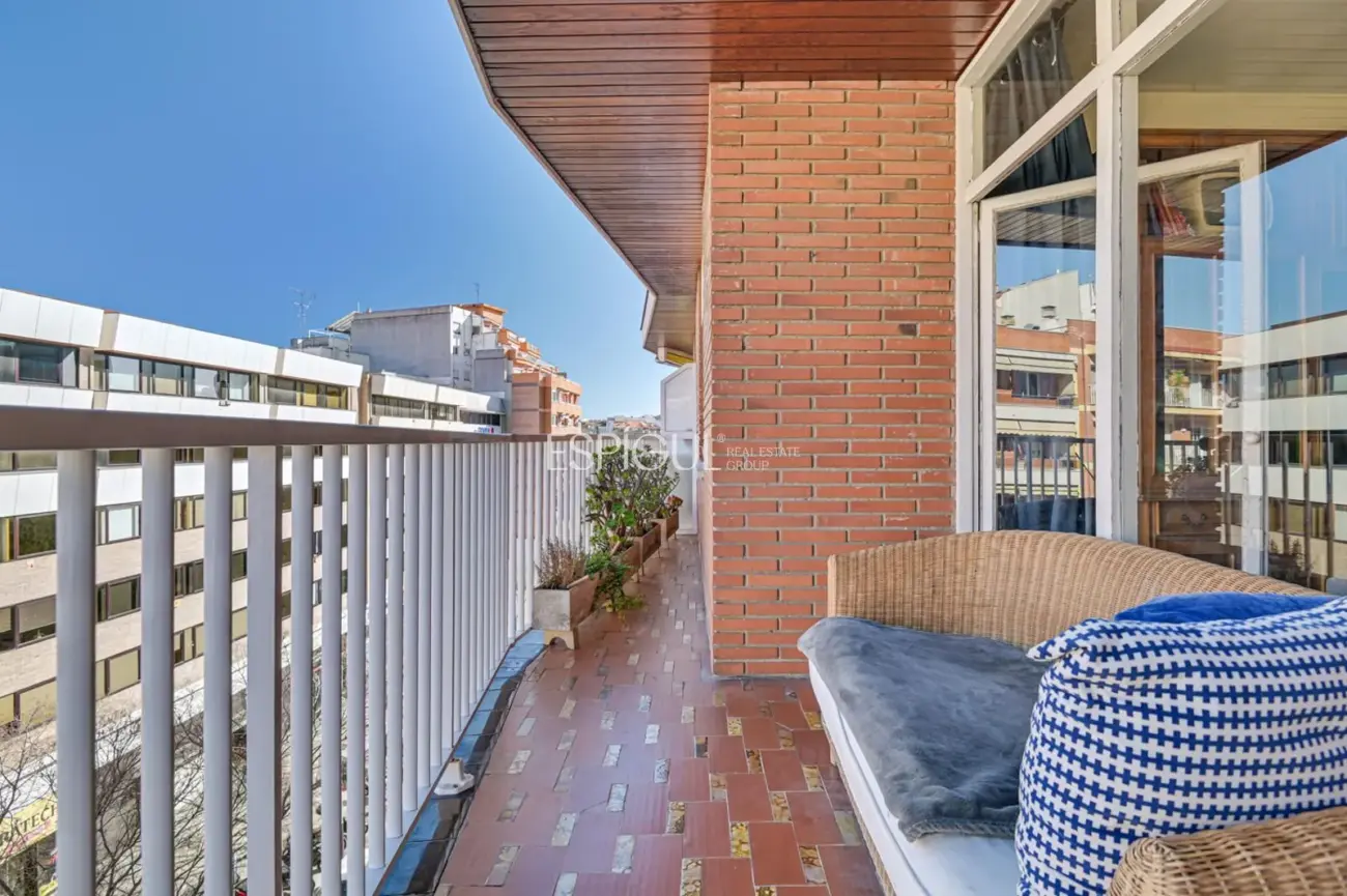 Piso en venta en Sants