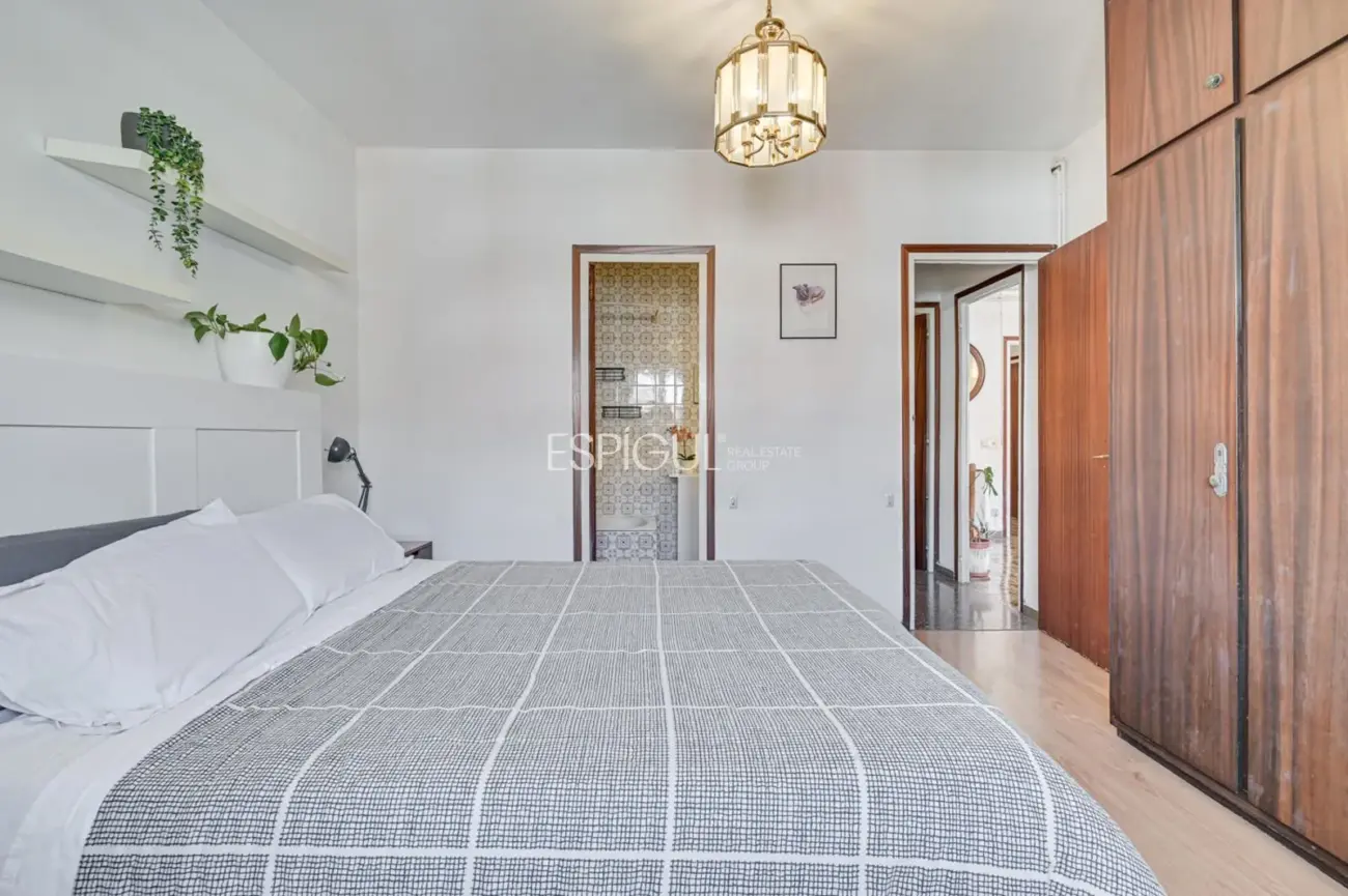 Piso en venta en Sants