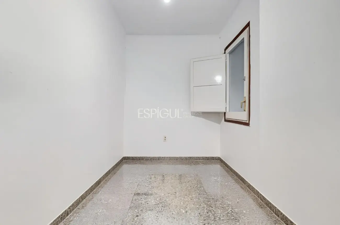 Piso en venta en Sants