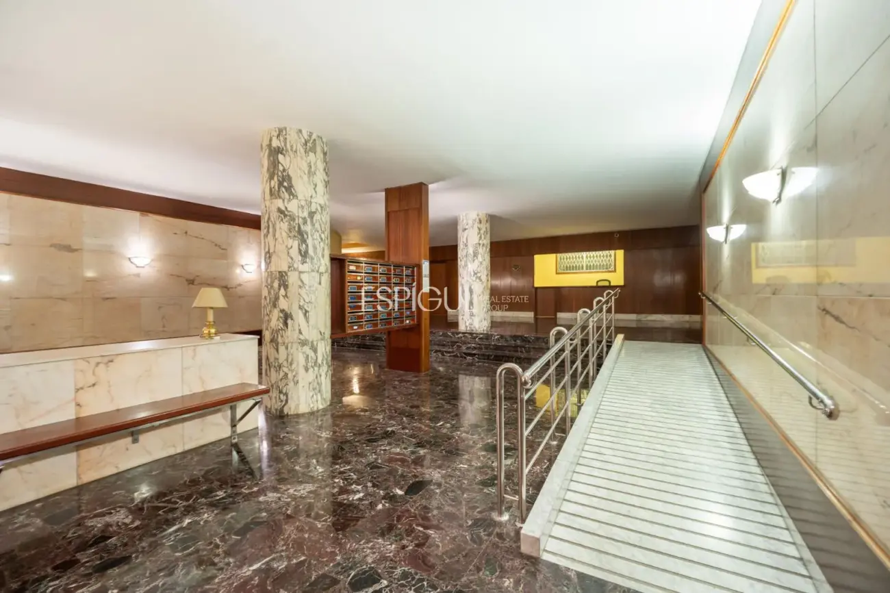 Piso en venta en Sants