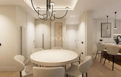 Piso en venta exterior reformado en calle Lagasca, Castellana.