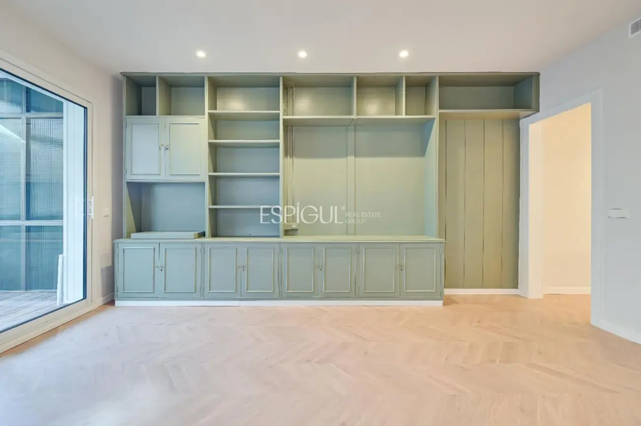 Piso en venta reformado en Les Corts