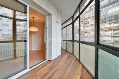 Piso en venta reformado en Les Corts