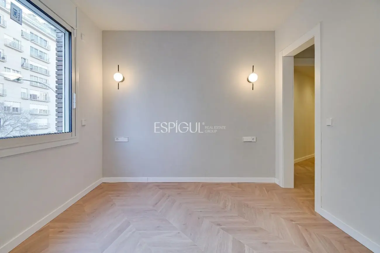 Piso en venta reformado en Les Corts