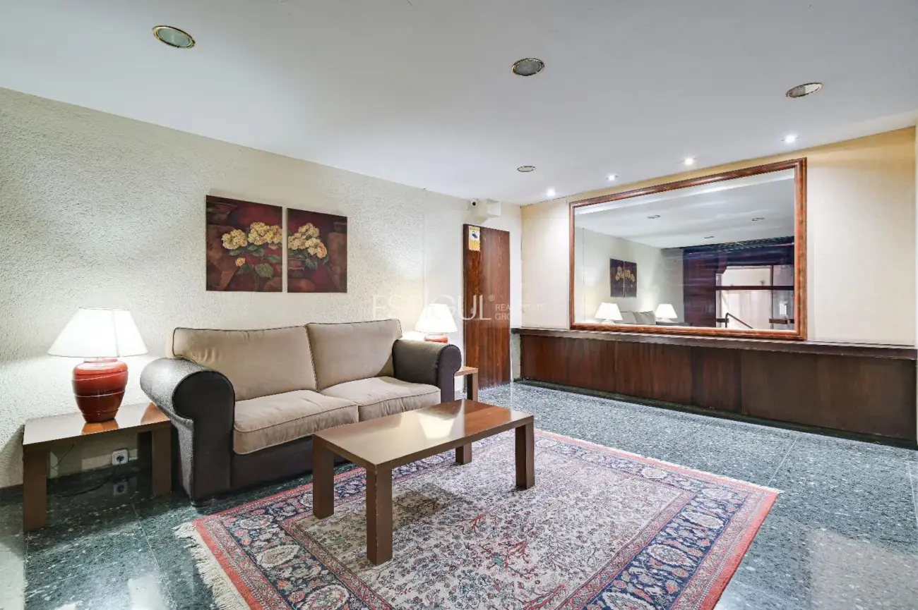 Piso en venta reformado en Les Corts