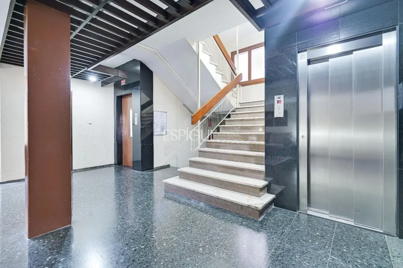 Piso en venta reformado en Les Corts