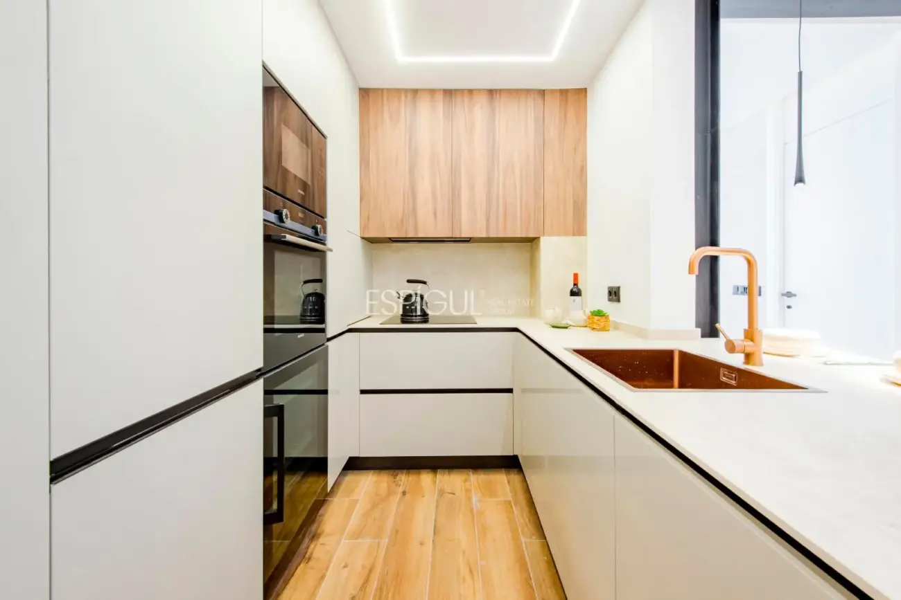 Piso en venta reformado en Recoletos