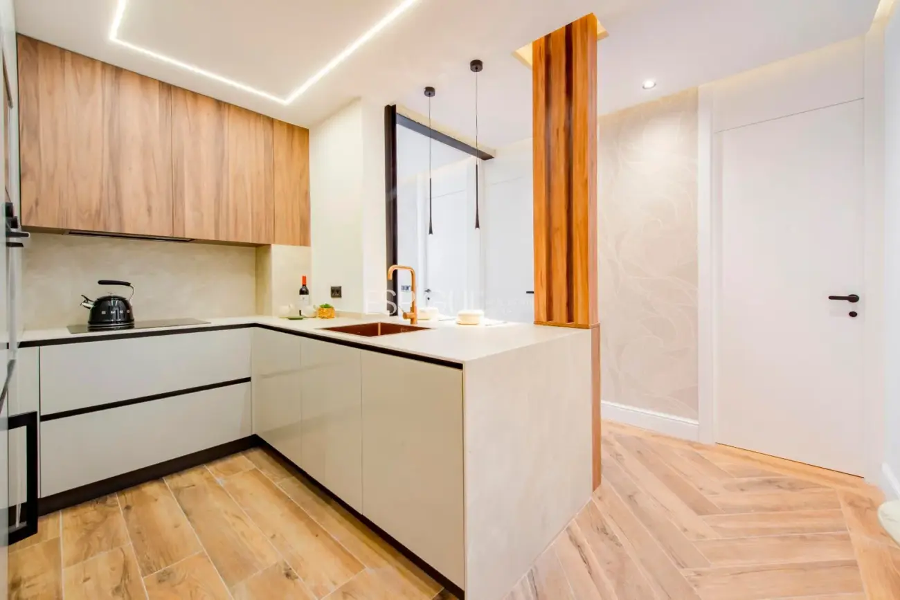 Piso en venta reformado en Recoletos