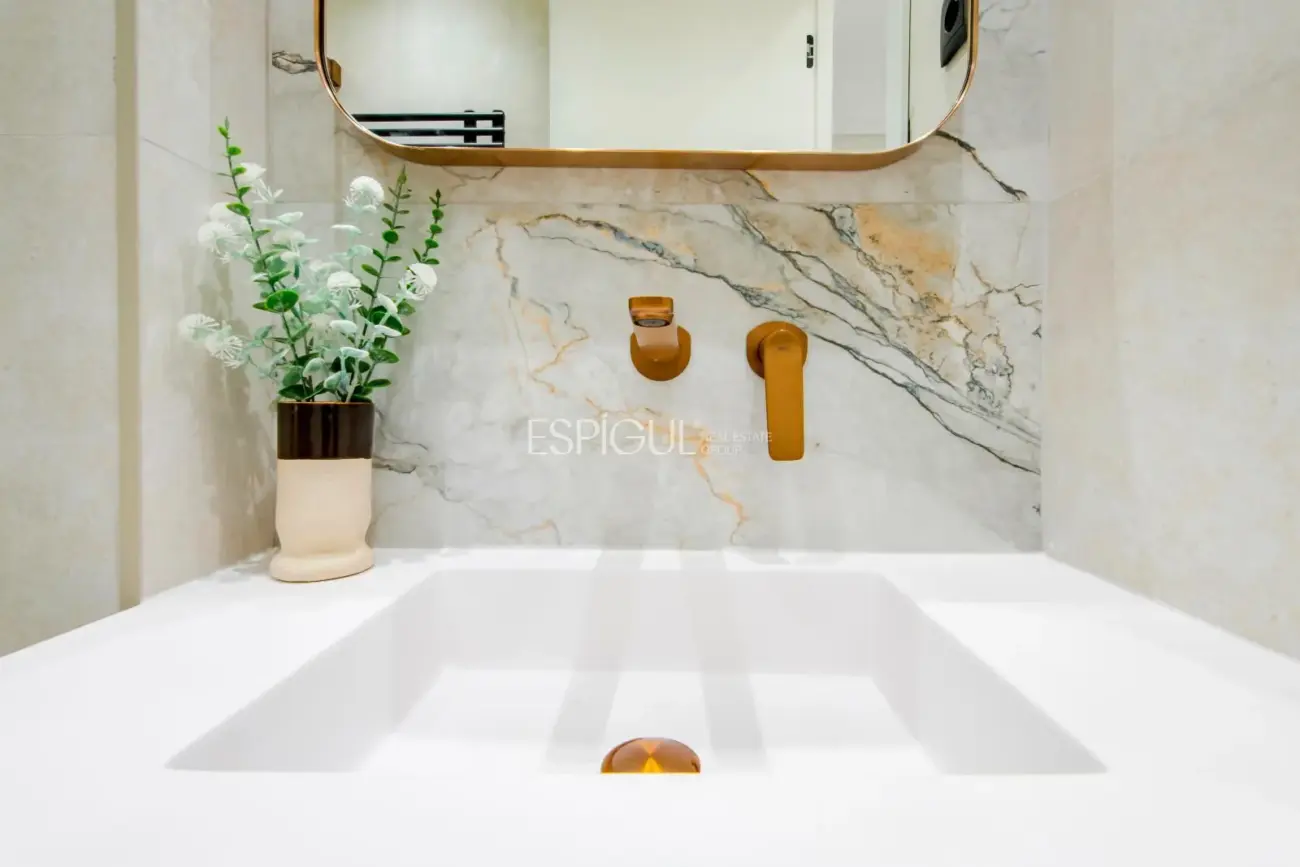 Piso en venta reformado en Recoletos