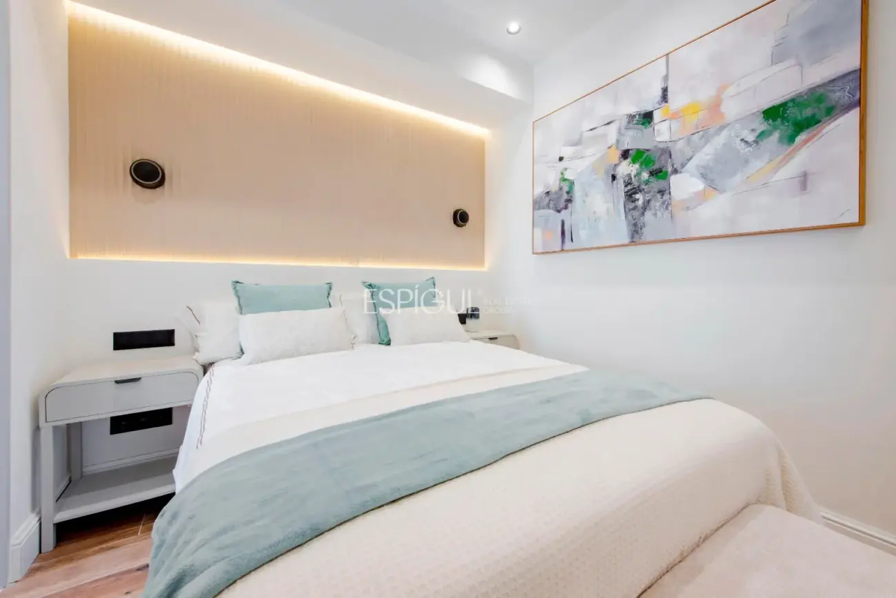 Piso en venta reformado en Recoletos