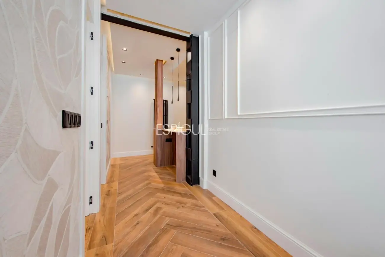 Piso en venta reformado en Recoletos