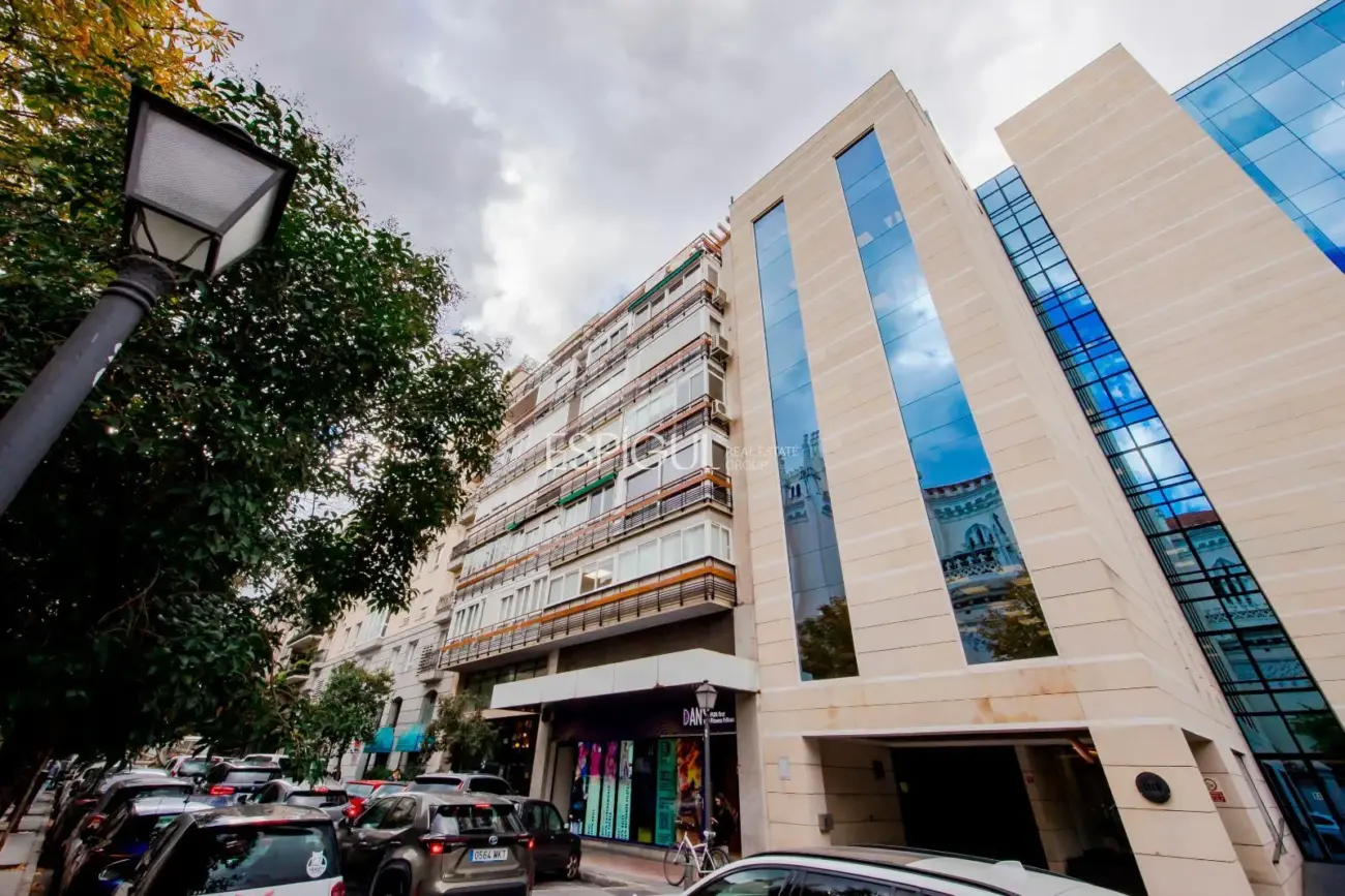 Piso en venta reformado en Recoletos