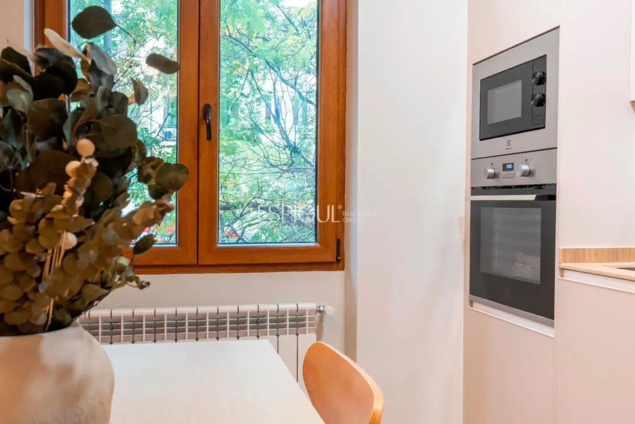 Piso exterior y luminoso en Calle Alcalá, Goya