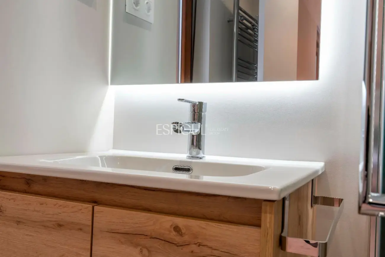 Piso exterior y luminoso en Calle Alcalá, Goya