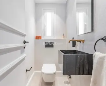 Недавно отремонтированная квартира в Риос Росас