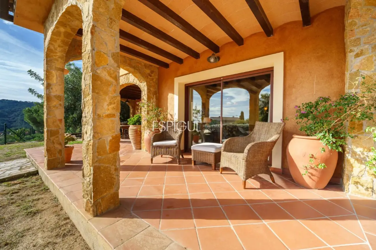 Exclusive Property in Argentona: