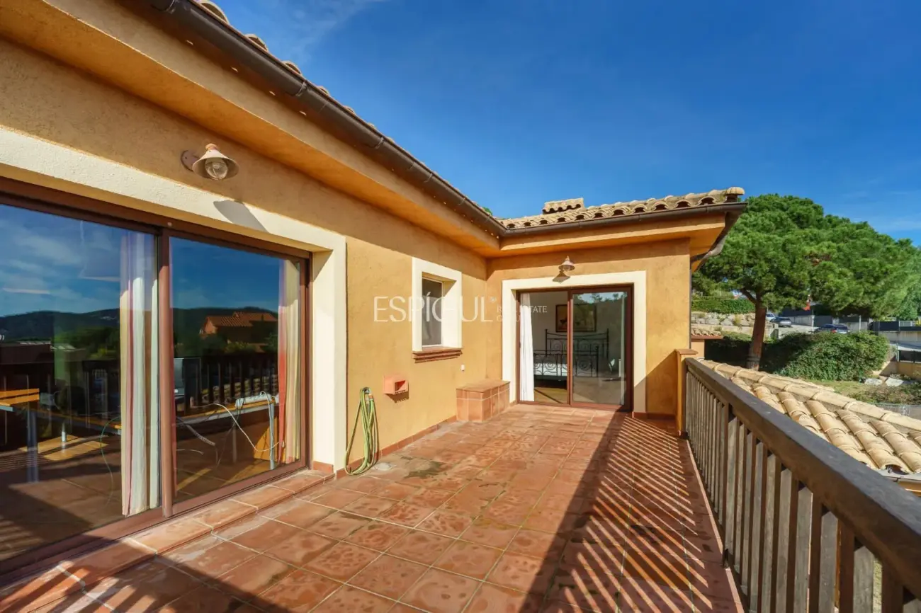 Exclusive Property in Argentona: