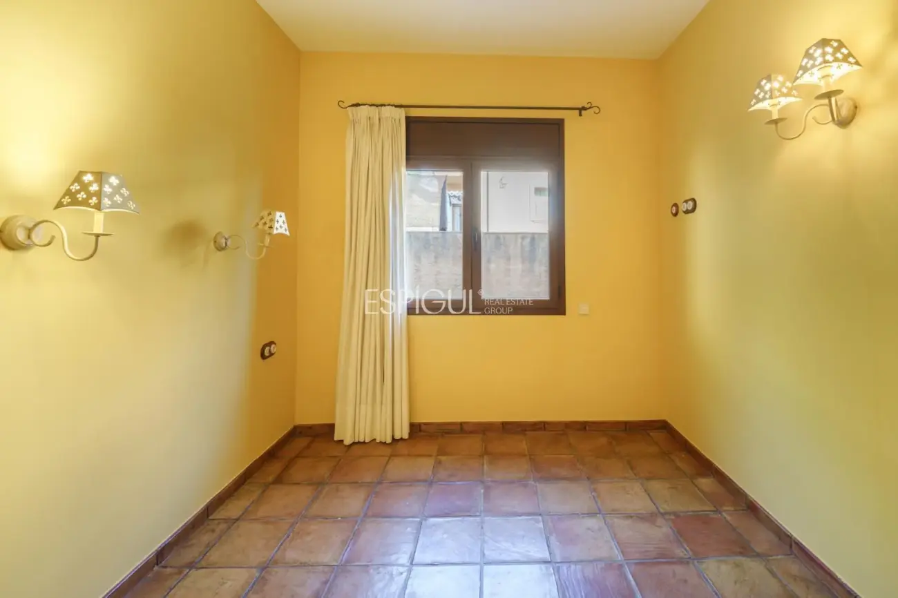 Exclusive Property in Argentona: