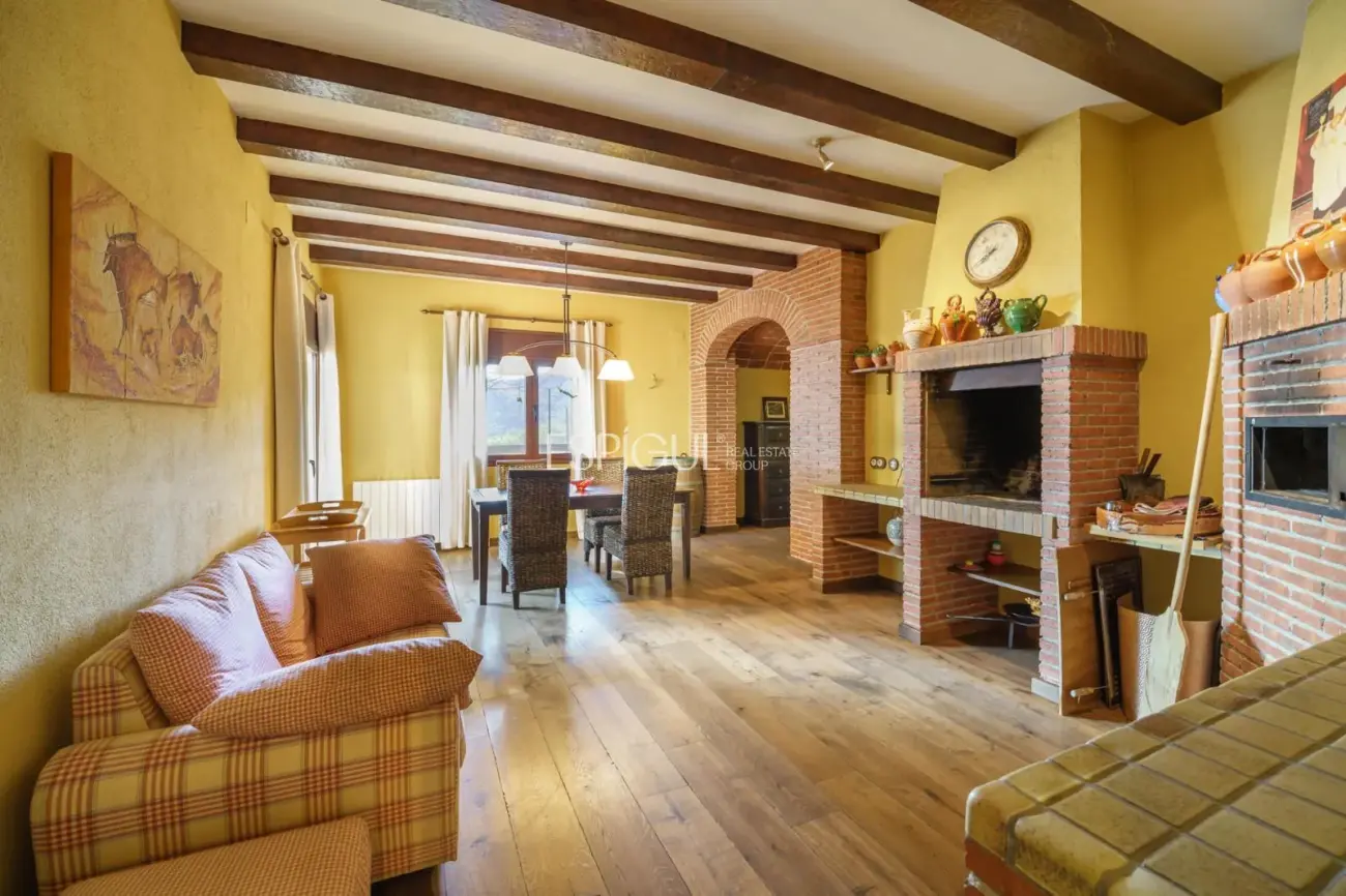 Exclusive Property in Argentona: