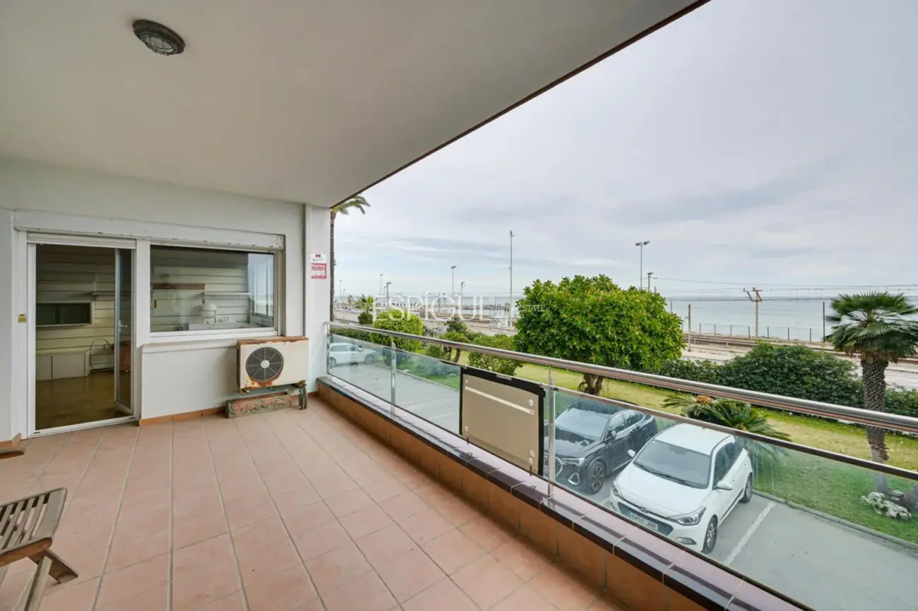 Un llenç en blanc, a Vilassar de Mar