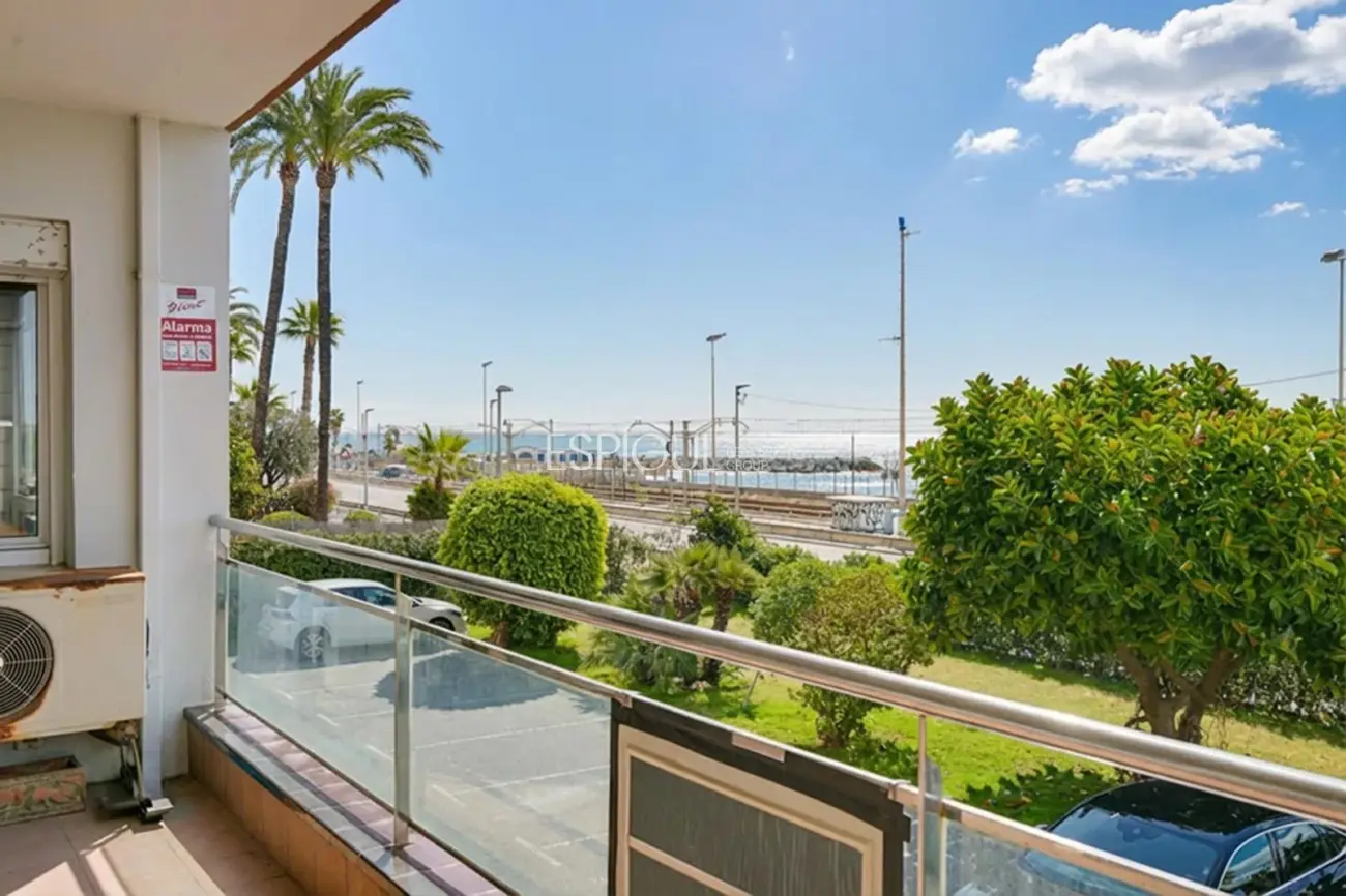 Un llenç en blanc, a Vilassar de Mar