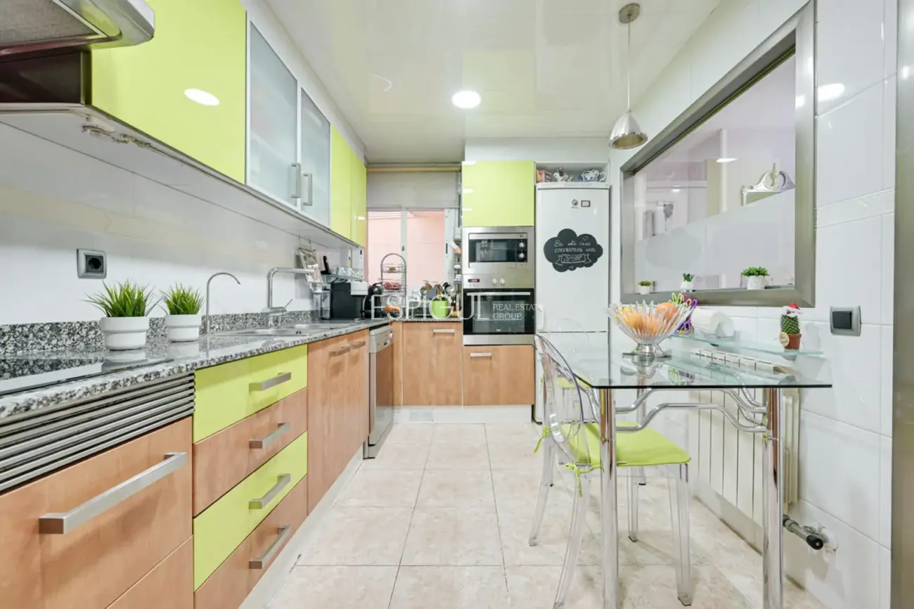 Un oasi amb piscina en ple centre de Mataró