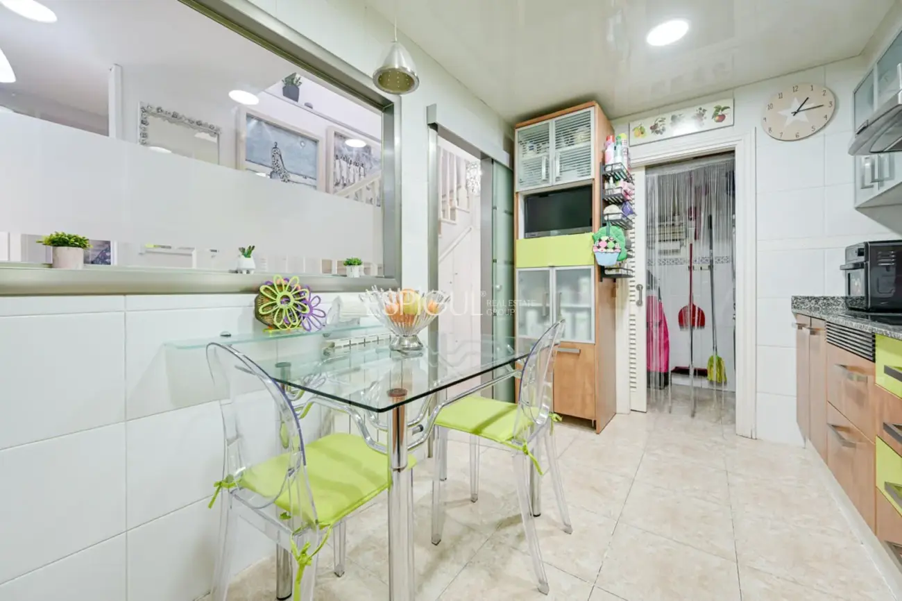 Un oasi amb piscina en ple centre de Mataró