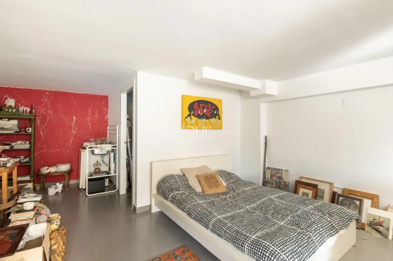 Villa con piscina y vistas al mar en Sitges