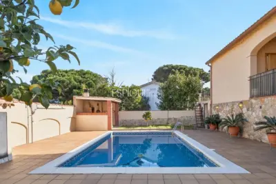 Villa con piscina y vistas en S’Agaró