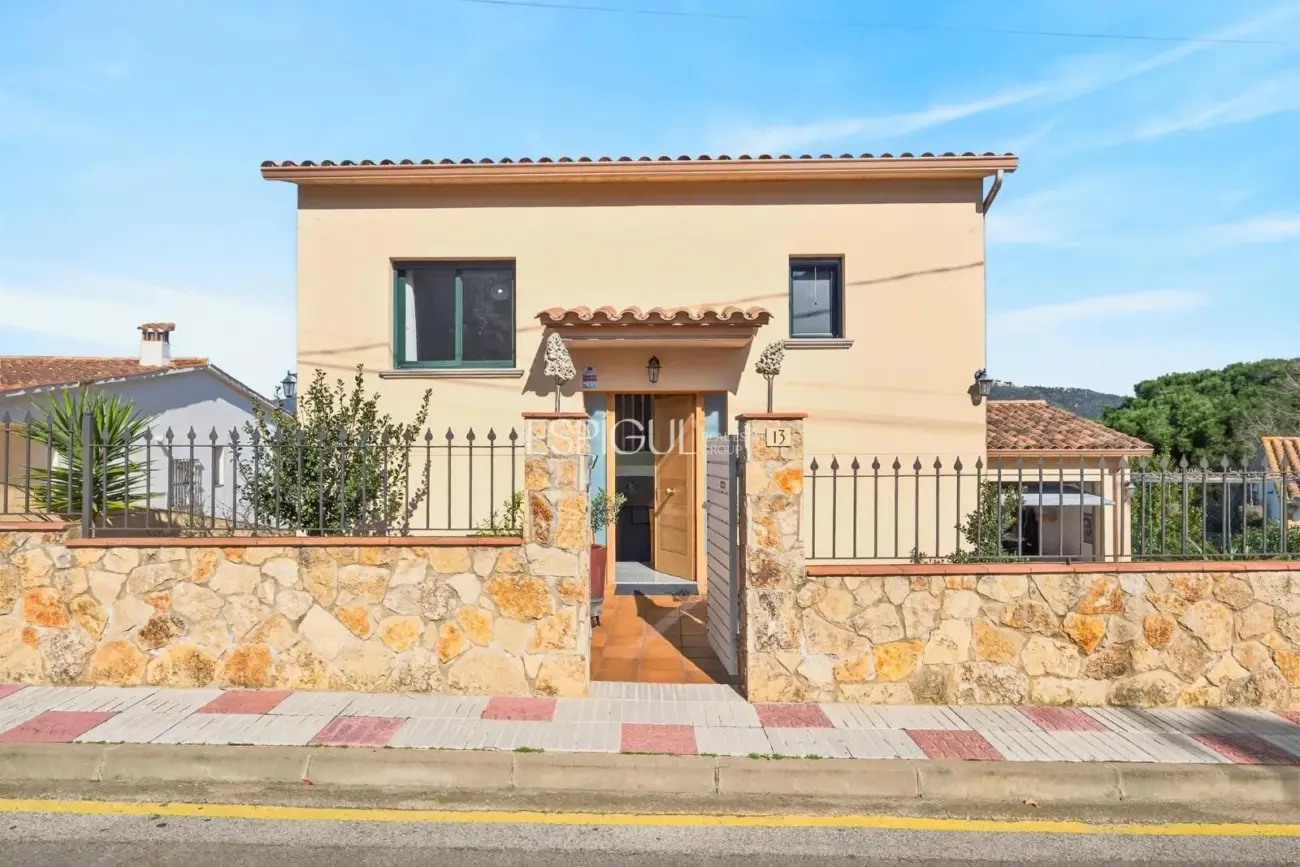 Villa con piscina y vistas en S’Agaró