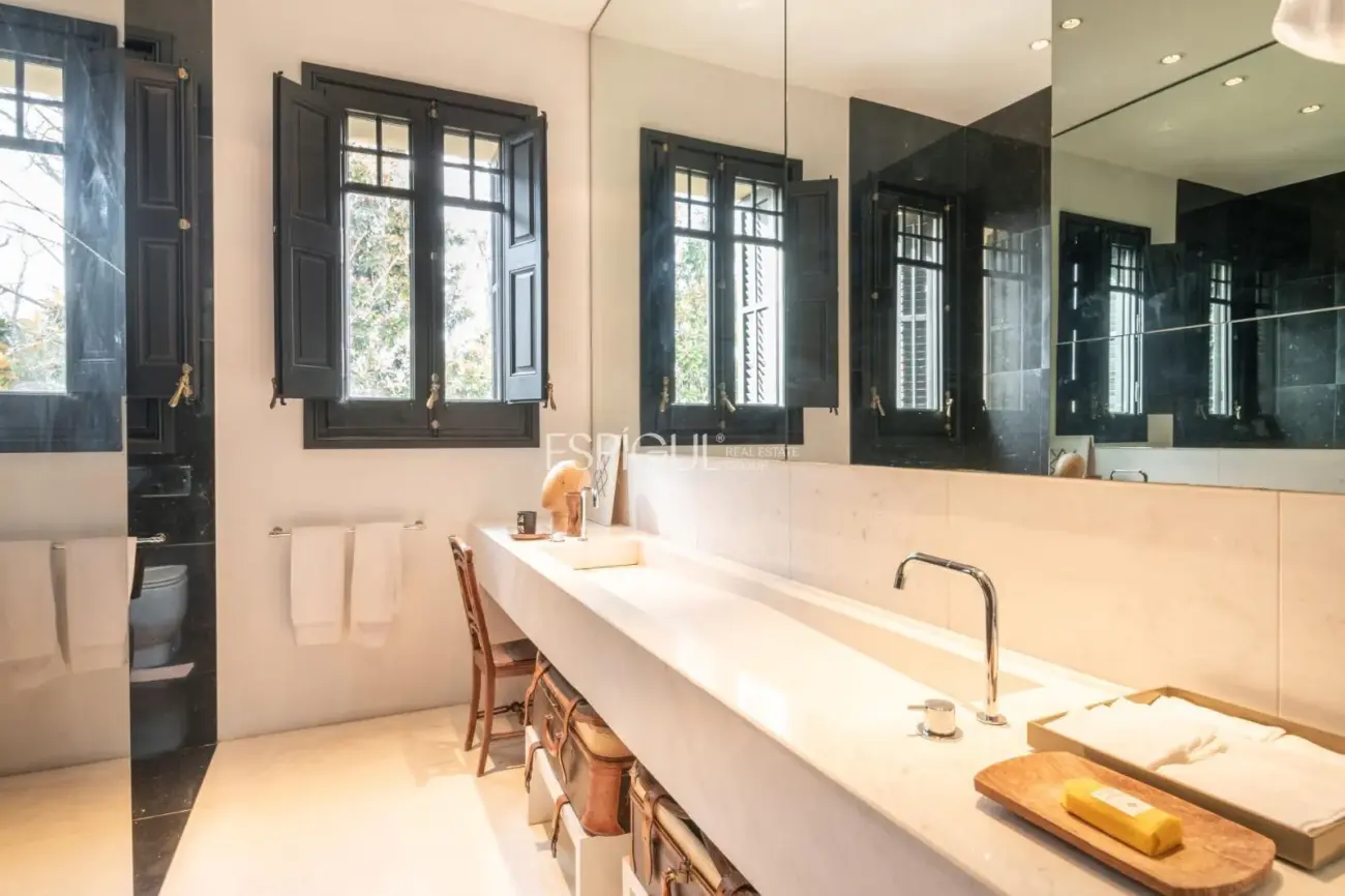 Villa modernista única de 1914 completamente restaurada y reformada