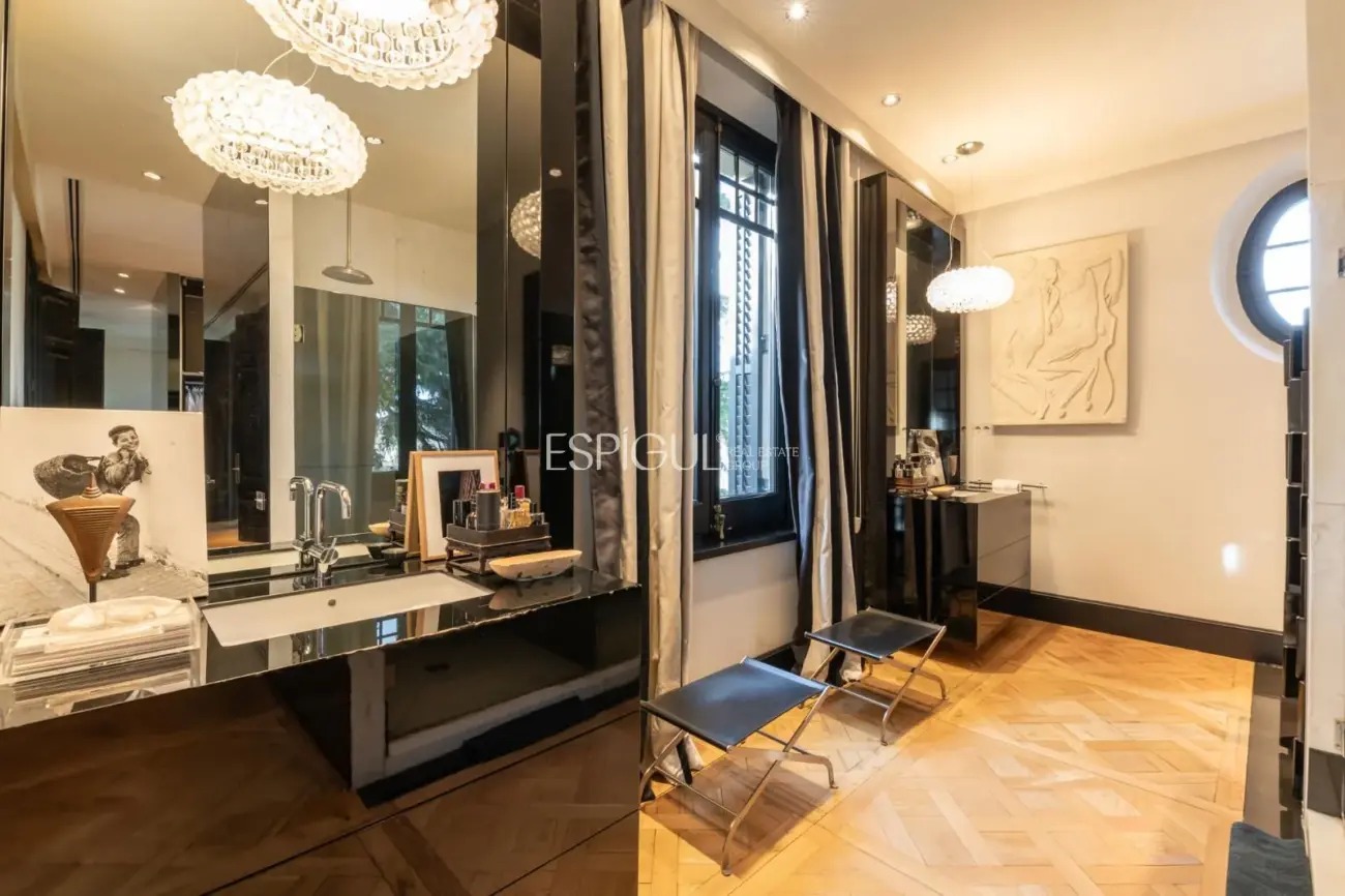 Villa modernista única de 1914 completamente restaurada y reformada