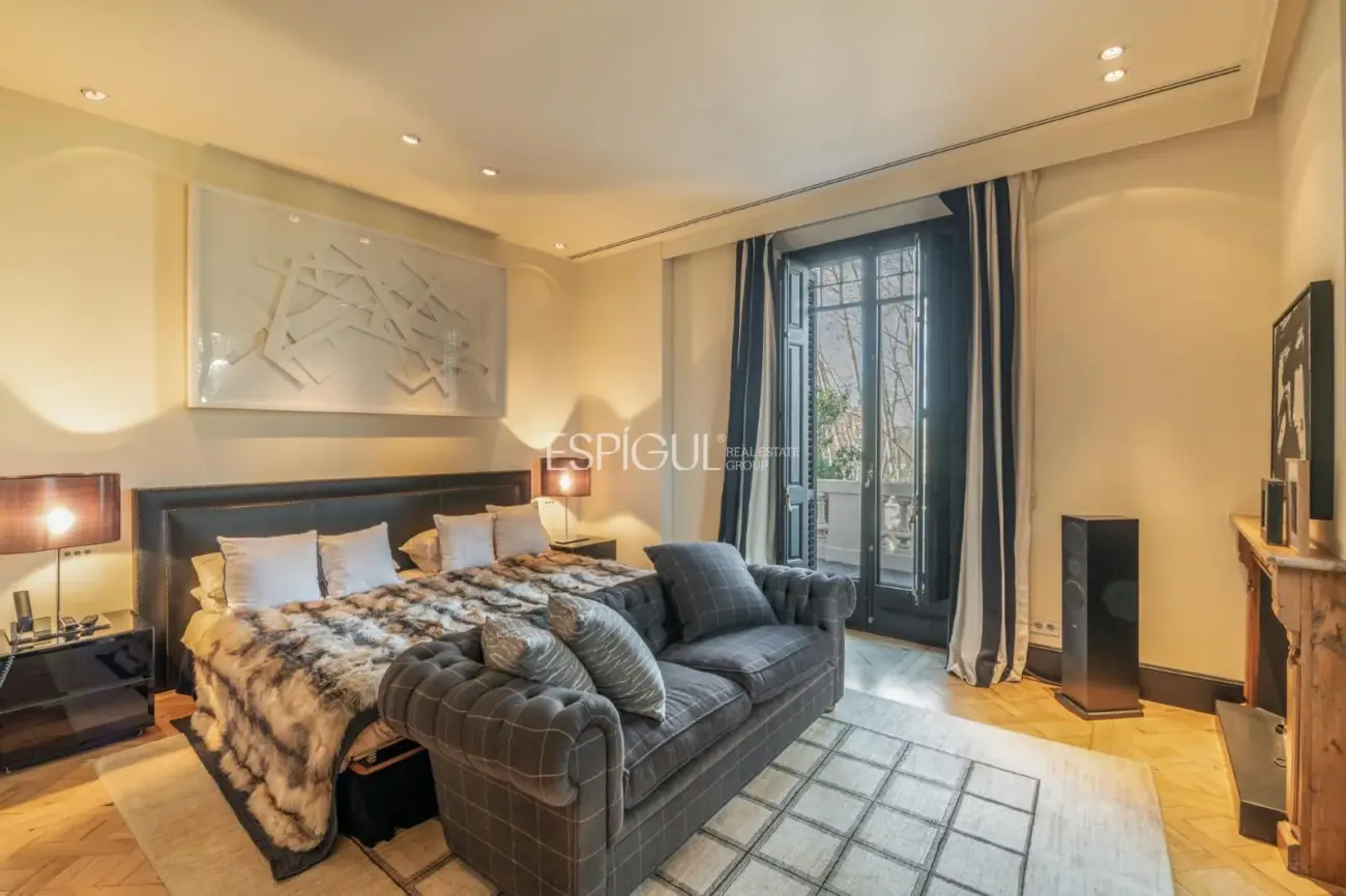 Villa modernista única de 1914 completamente restaurada y reformada