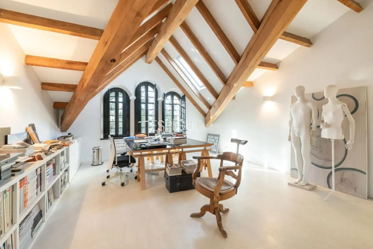 Villa modernista única de 1914 completamente restaurada y reformada