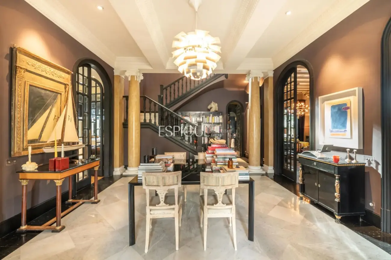 Villa modernista única de 1914 completamente restaurada y reformada