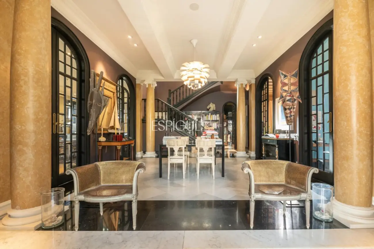 Villa modernista única de 1914 completamente restaurada y reformada