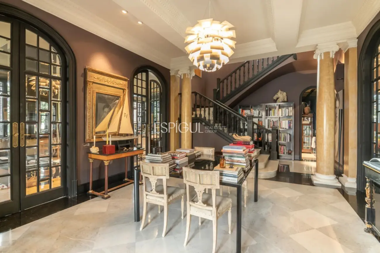 Villa modernista única de 1914 completamente restaurada y reformada