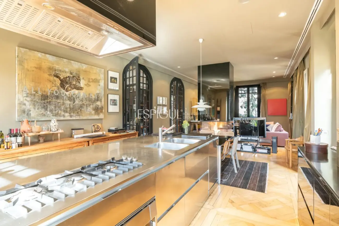 Villa modernista única de 1914 completamente restaurada y reformada