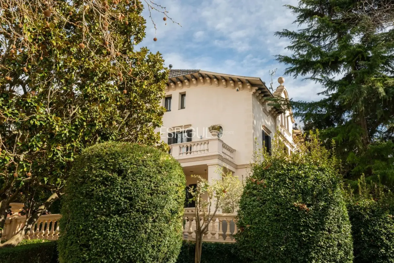 Villa modernista única de 1914 completamente restaurada y reformada