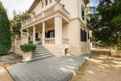 Villa modernista única de 1914 completamente restaurada y reformada