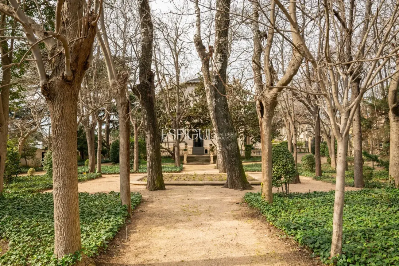 Villa modernista única de 1914 completamente restaurada y reformada