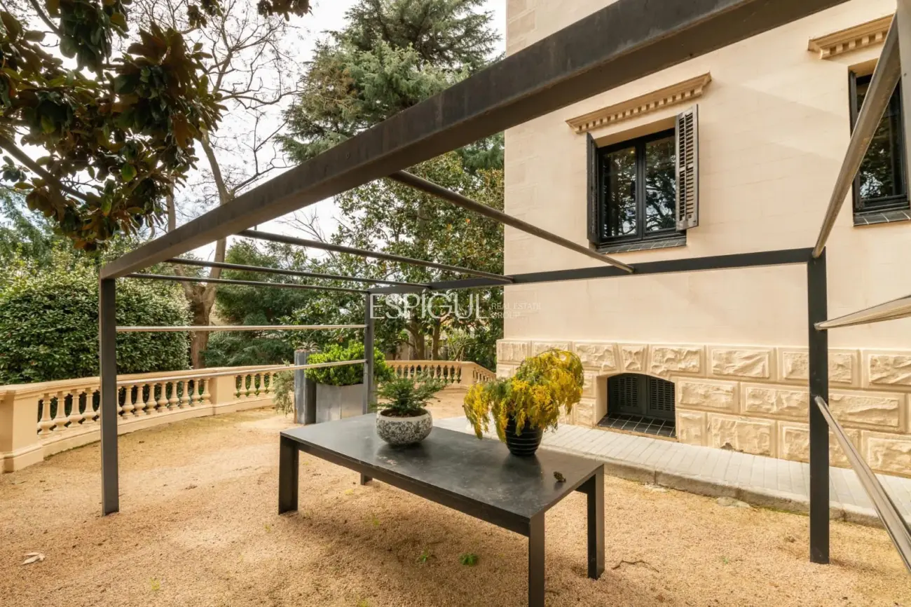 Villa modernista única de 1914 completamente restaurada y reformada