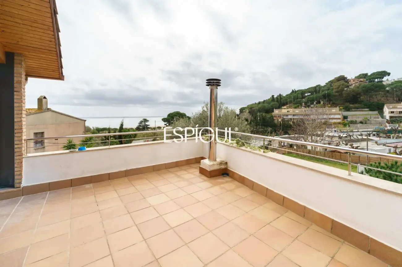 Còmoda casa amb boniques vistes al mar a Arenys de Mar.