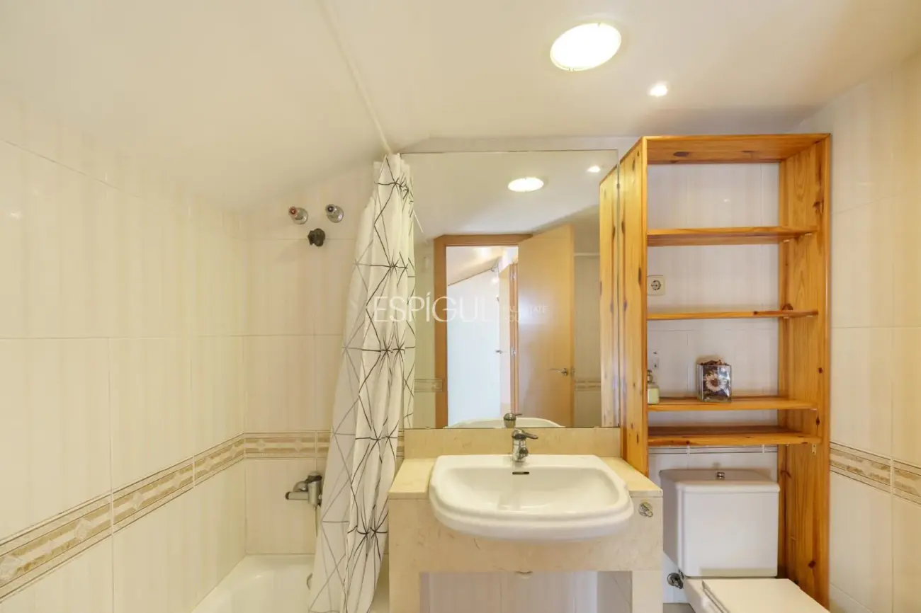 Spacious townhouse in one of Tiana’s best residential areas