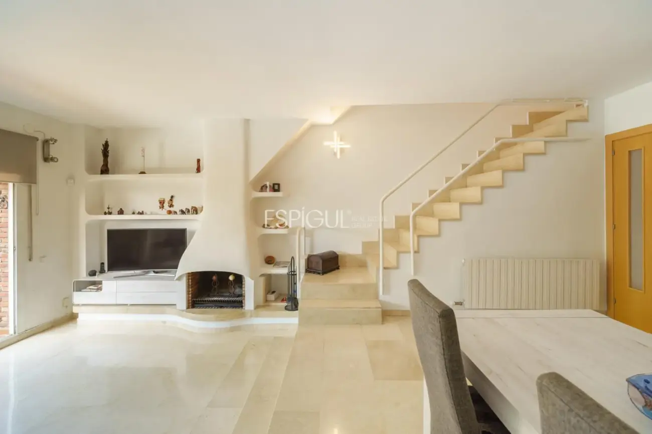 Spacious townhouse in one of Tiana’s best residential areas