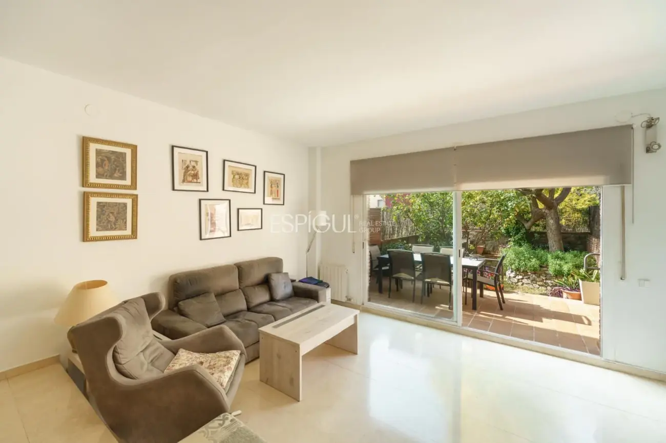 Spacious townhouse in one of Tiana’s best residential areas